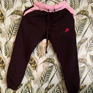 Large Kids Nike Sweat Pants